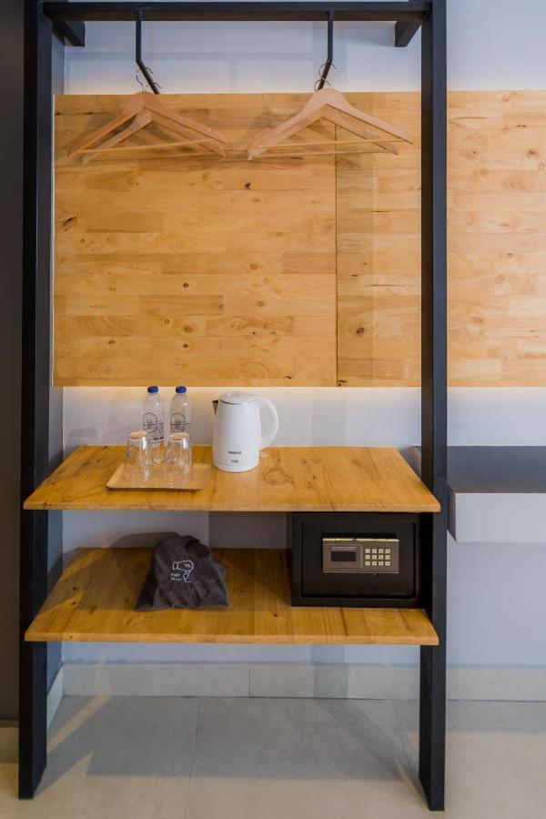 Lek Lek Samui Room X Coffee Bar شاطئ تشاوينغ المظهر الخارجي الصورة