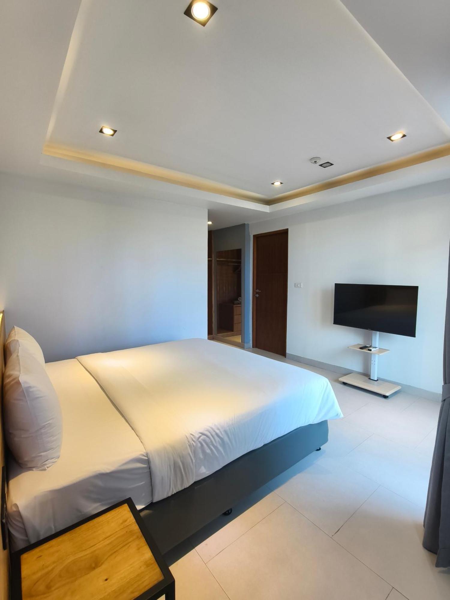 Lek Lek Samui Room X Coffee Bar شاطئ تشاوينغ المظهر الخارجي الصورة